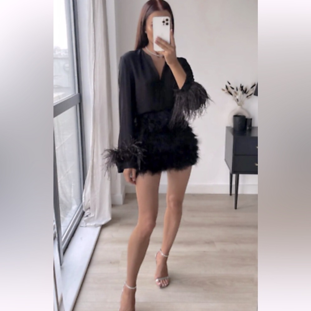 ZARA FLOWING BLOUSE WITH FEATHERS BLACK REF. 9075/530